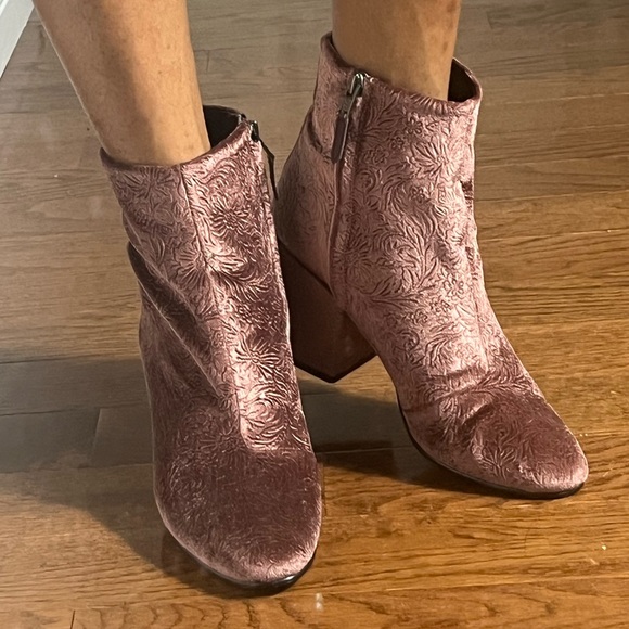 Pink Velvet Boots! - Picture 2 of 2